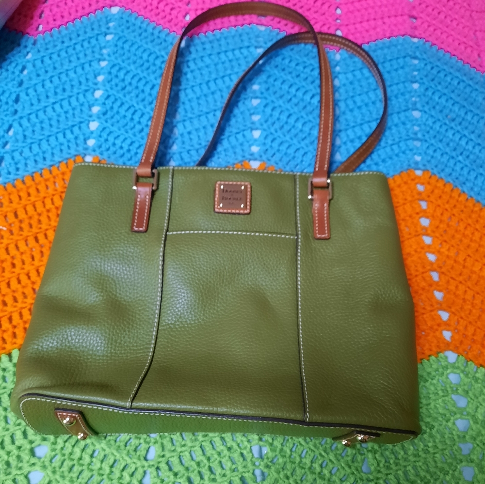 Dooney & Bourke tote